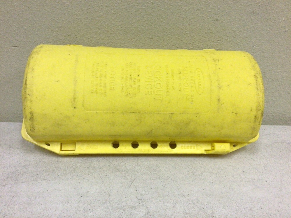 HUBBELL PLUGOUT HLD2 ELECTRICAL PLUG LOCKOUT DEVICE, FREE SHIPPING