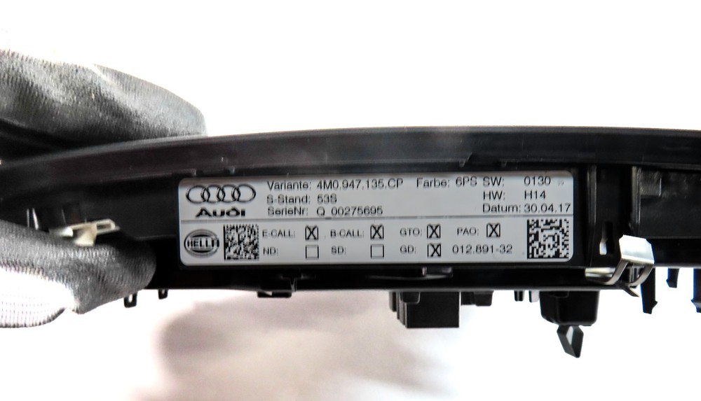 2017 AUDI Q7 (4M) FRONT INTERIOR DOME MAP READING LIGHT LAMP (Black)