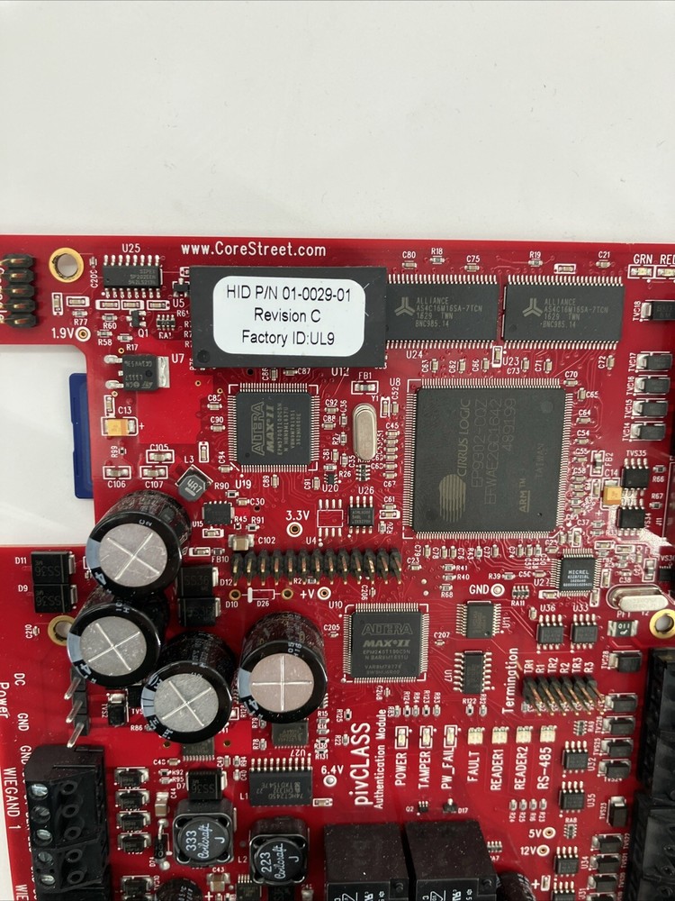 HID® pivCLASS™ Authentication Module (PAM) M2000