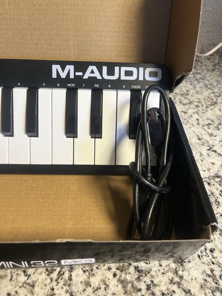 New M-Audio Keystation Mini 32 MK3 32-Key Keyboard Controller