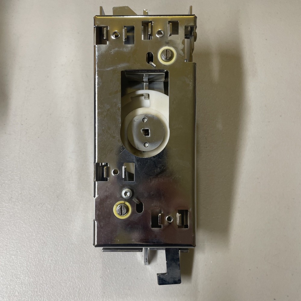 ABB 3HAC1432-1 Rotary Door Interlock Robot Controller - No Knob Handle