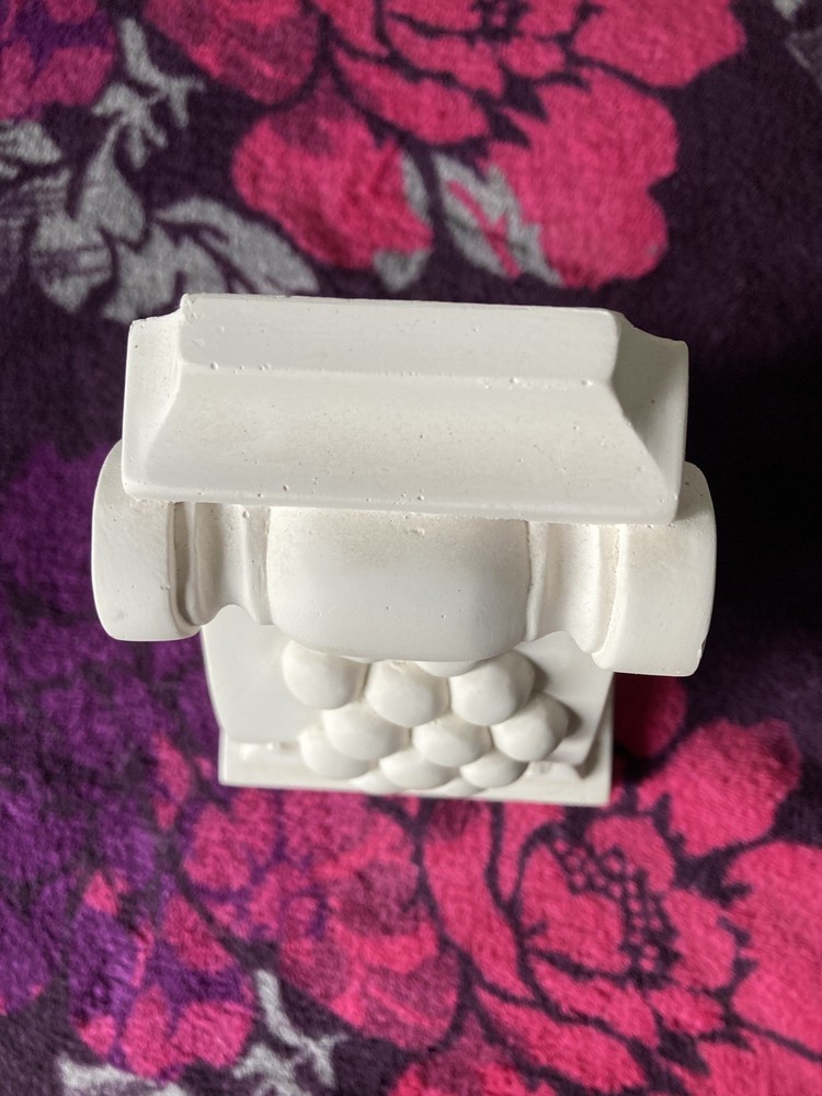 3 Victorian Style Grapes Vine Design Plaster Corbels