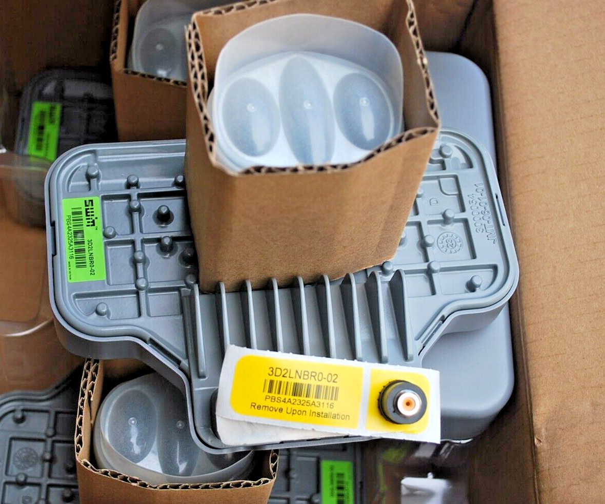 DIRECTV DISH ANTENNA SLIMLINE 3D2LNBR0-02 SL3 SWM3 LNB  101 103 99 NEW