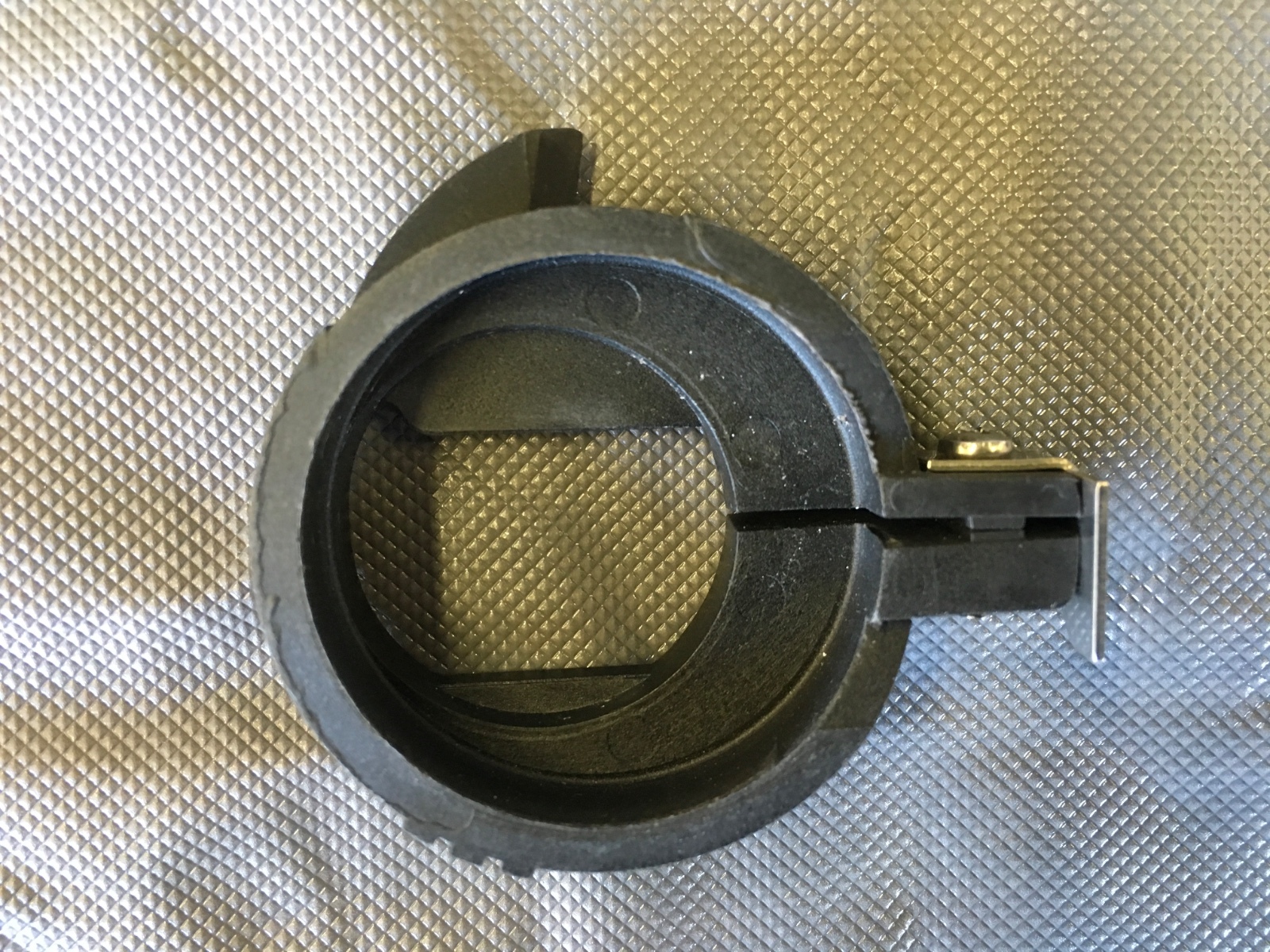 AV2000 Scott Voice Amp Amplifier Mounting Bracket P/N 804636-01