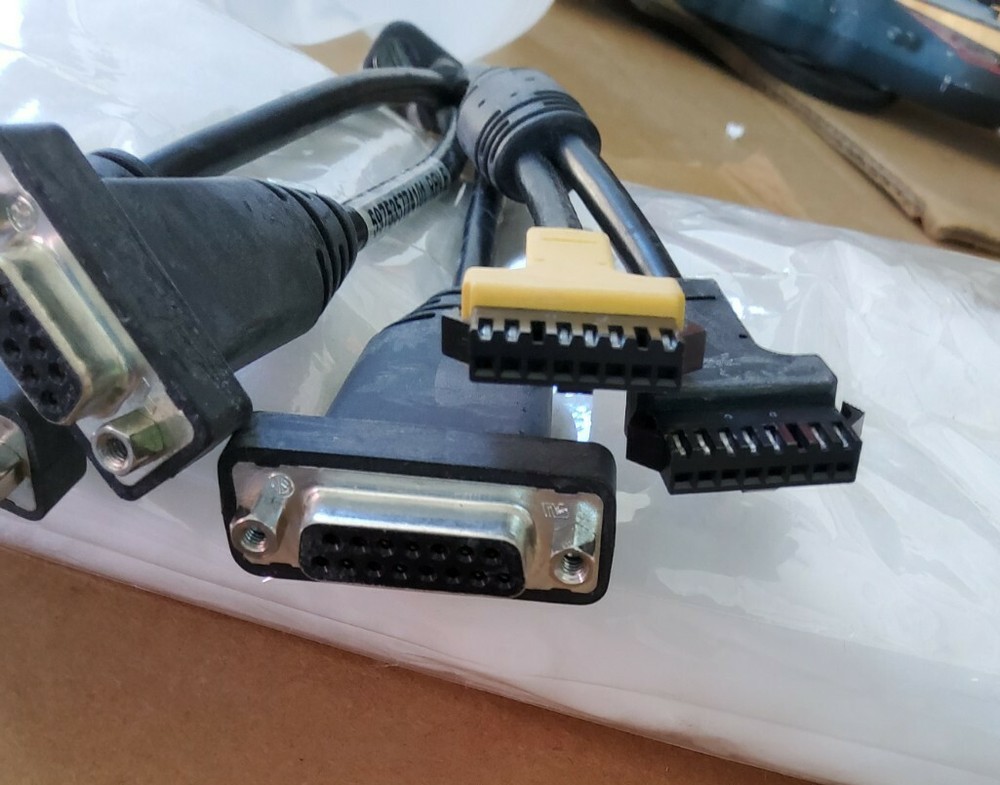 EF Johnson Programing Cable R597535774101 Rev. E