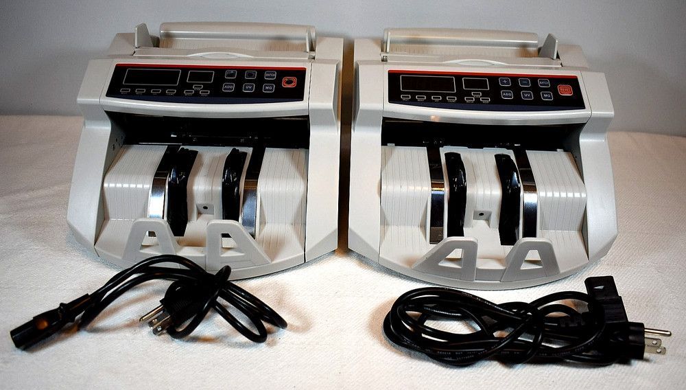 R2108B Basic Function Money Detector Machine Currency/Money Counter "FOR PARTS"