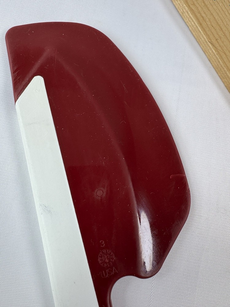 Pampered Chef Master Scraper Spatula Cranberry Red & White