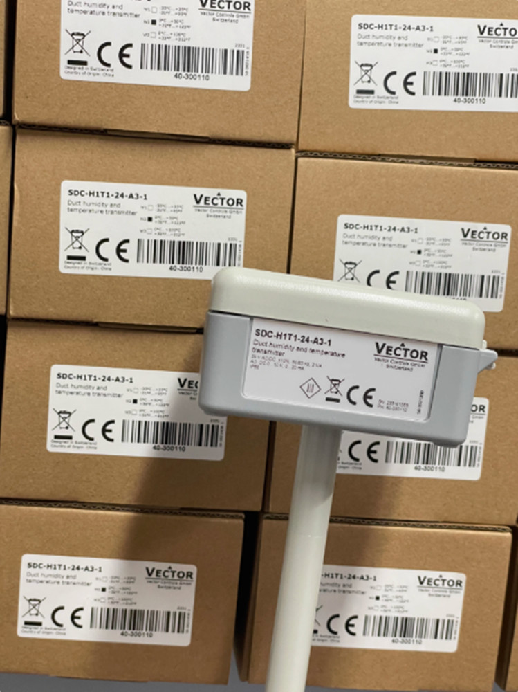 1pcs  Vector SDC-H1T1-24-A3-1 humidity transmitter sensor
