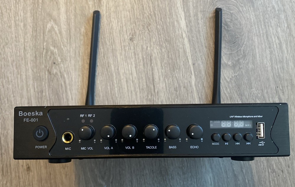 Boeska Dual UHF Wireless Microphone System 262ft Range *UNIT ONLY