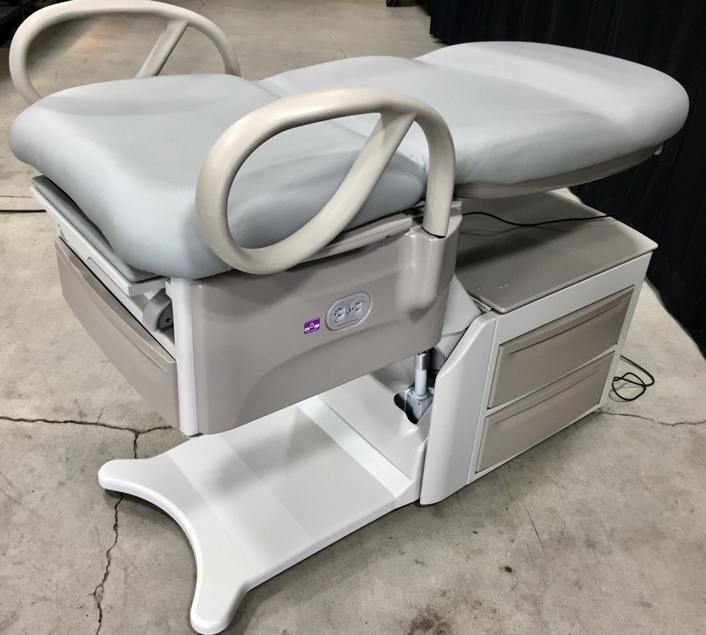 Brewer High-Low Exam Table 6801, 700lb capacity.