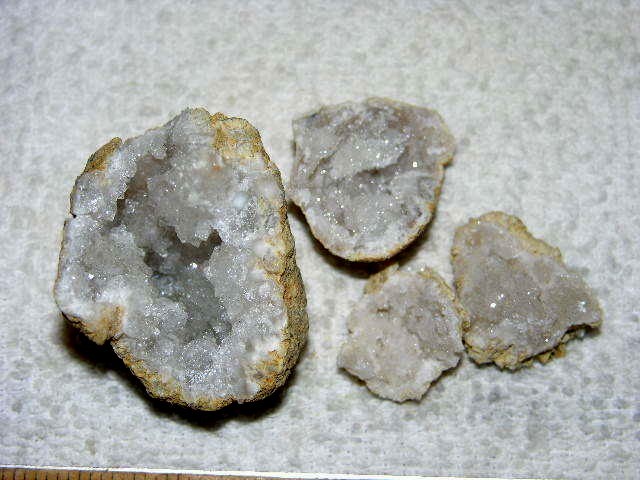 Geode pair opened with crystal centers 1.75 inch G78