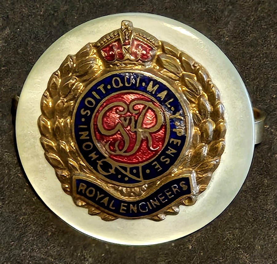 Royal Engineers lapel badge