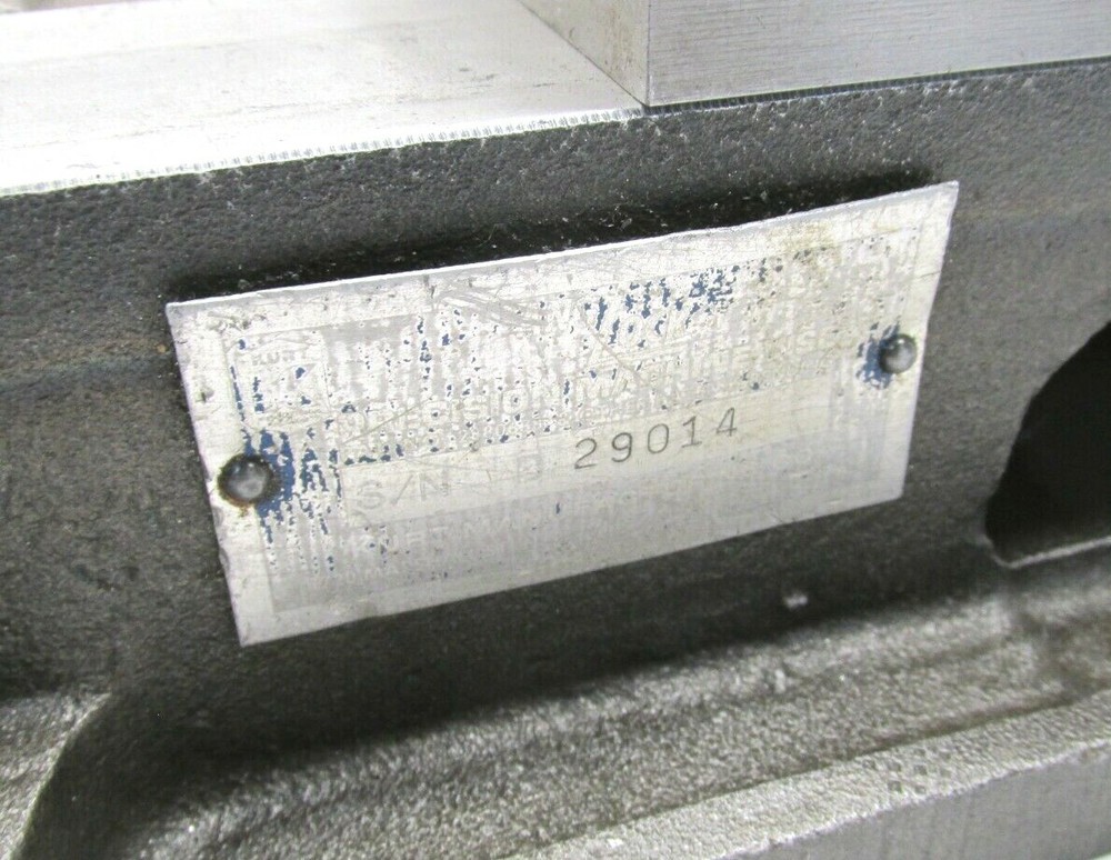 KURT ANGLOCK 6" MILLING MACHINE VISE - #D60