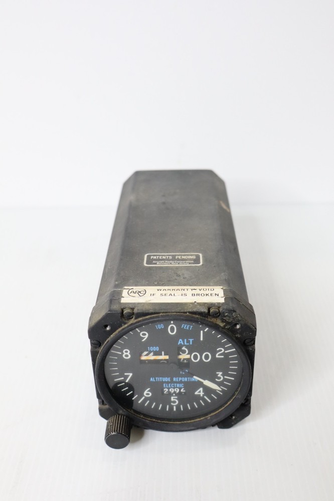 ARC EA-401A Encoding Altimeter 42540-3114 (14 VDC)