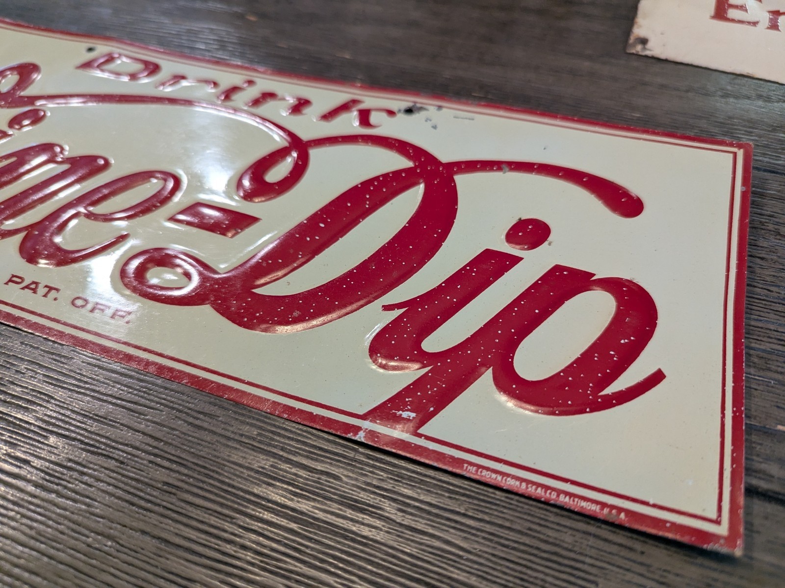 SUPER RARE WINE - DIP PROHIBITION ERA COLA TIN TACKER STRIP SIGN EMBOSSED CROWN