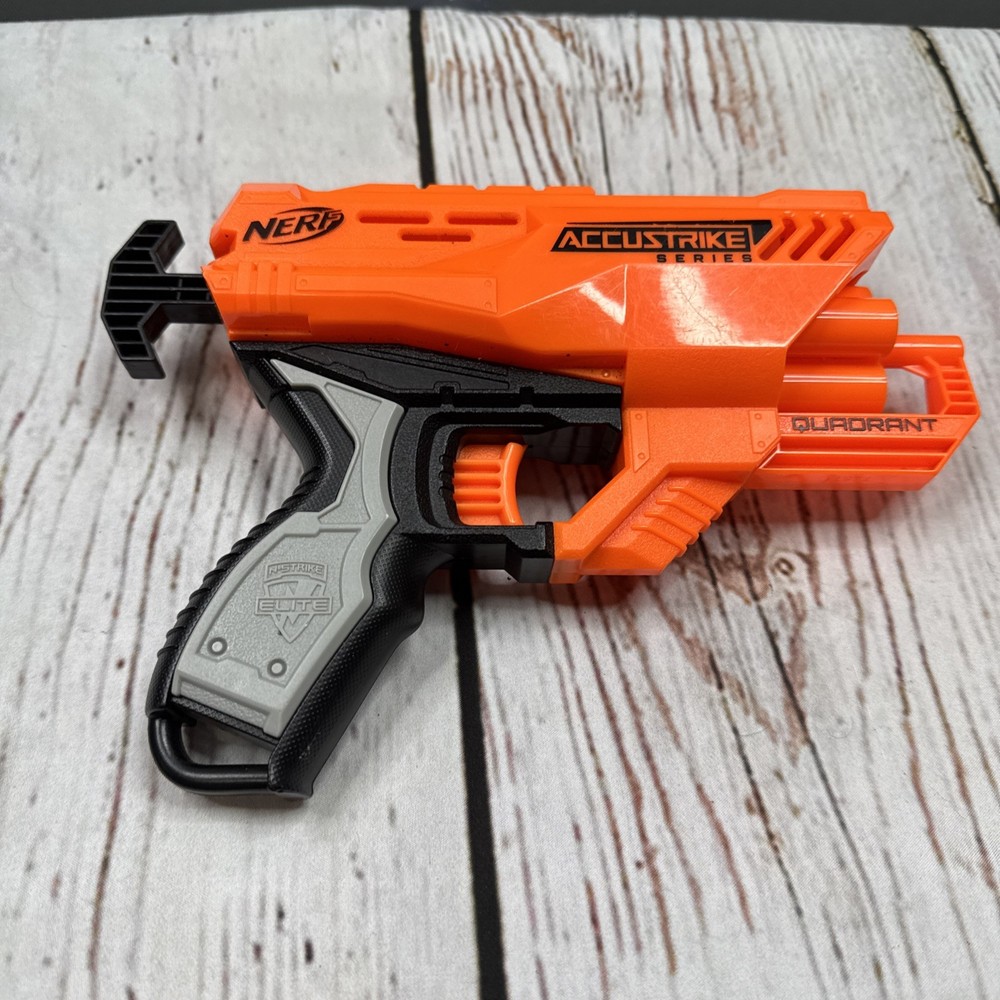 Nerf Accustrike Quadrant