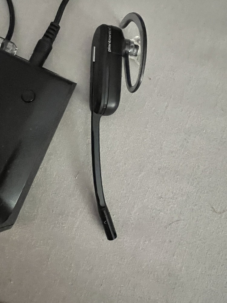 Plantronics CS540 (C054) Wireless Headset, Earloop, Base, Phone/Power Cord