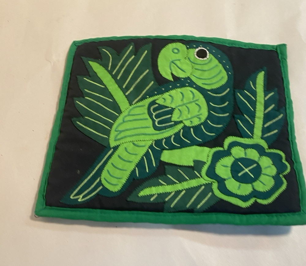 Kuna Mola pot holder