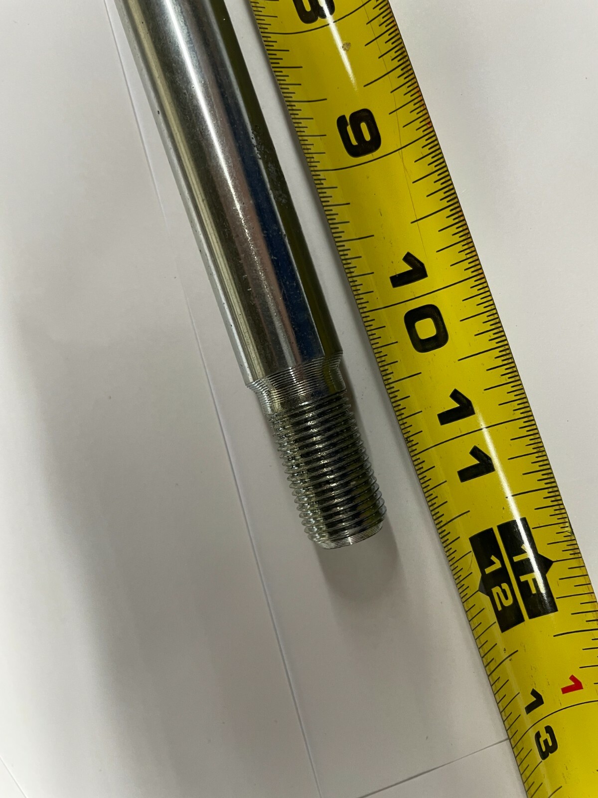 Harley Davidson rear axle OEM # 41552-73 3/4"x11+1/2" 1973-1984 FXR FL FLH FX