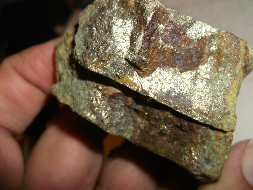 Gold, silver, copper, 179 grams samples ,ore high grade .