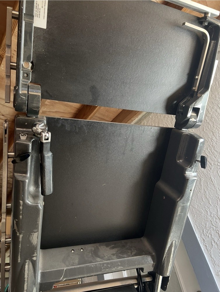 STERIS AMSCO 3085 SP Surgical Operating Table – Fully Functional