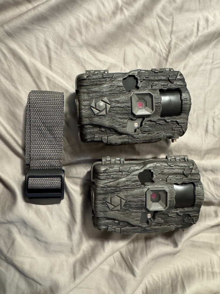 Two Fusion Max Cellular Trail Camera- camo