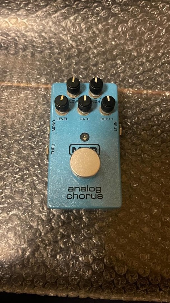 MXR analog chorus