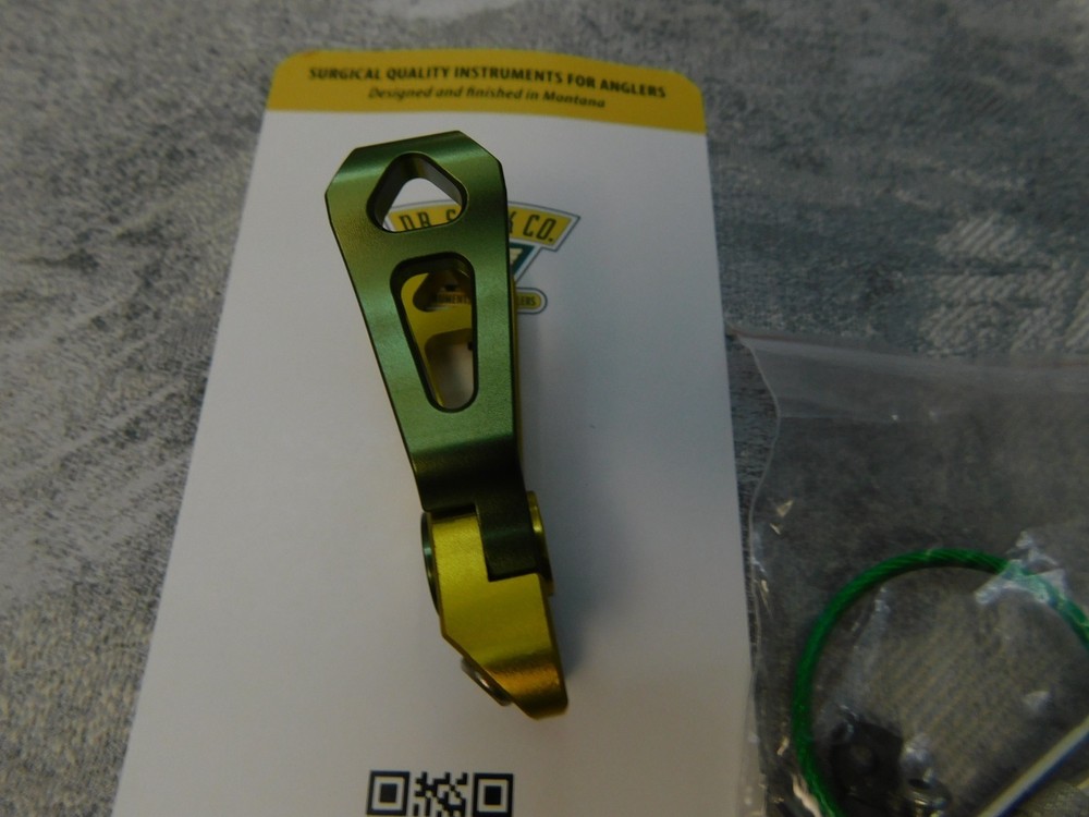 Dr. Slick Version 1 Cyclone Offset Nippers with Replacement Cutters - 2.25"