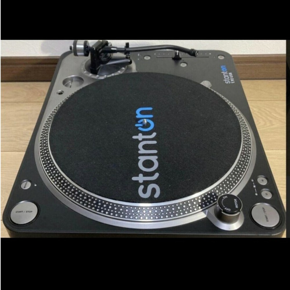Stanton T.92 USB DJ turntable Recorder