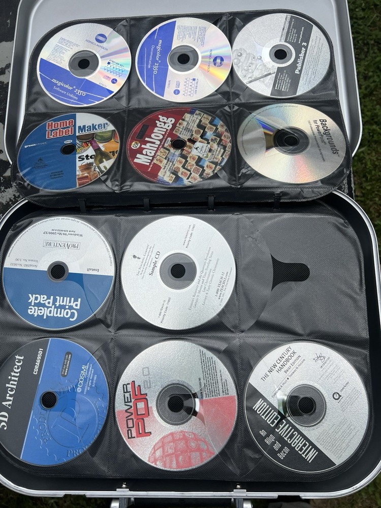 100 Plus CD ROMs Whole Case