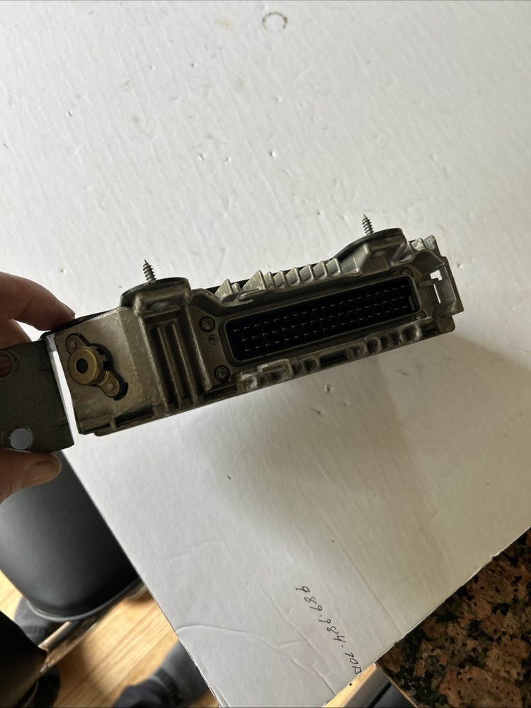 1990-92 OEM Cadillac ALLANTE ABS control module brain controller BOSCH