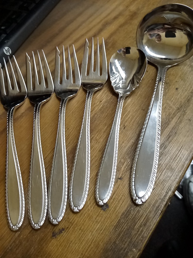 Gorham Stainless SILVER RIBBON 6 Replacement Pieces