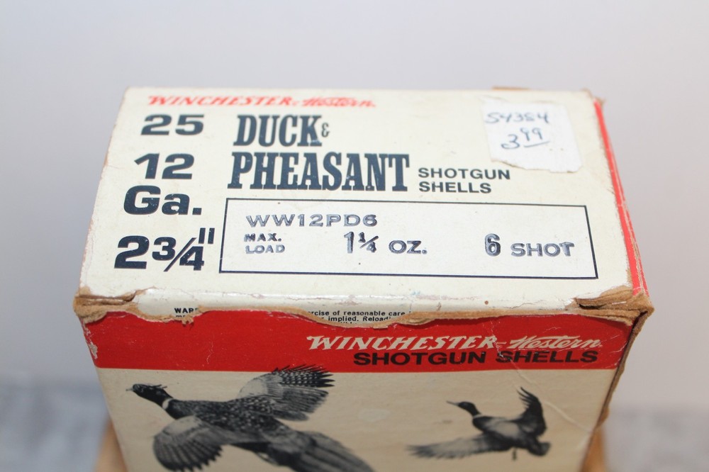 Vintage WINCHESTER DUCK & PHEASANT Load 12 Ga. Shotgun Shell ( EMPTY BOX )