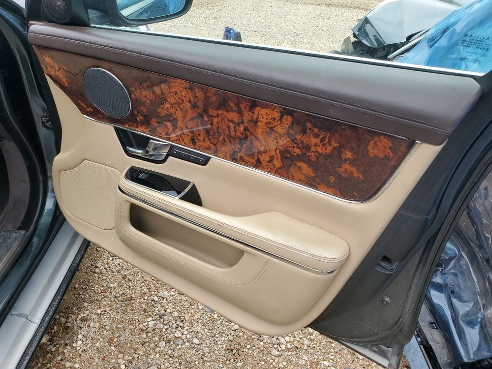 Used Blind Spot Detection System Warning Control Module fits: 2011 Jaguar Xj Dri