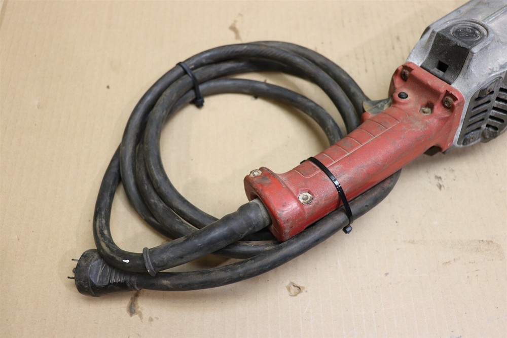 Milwaukee 7" Heavy Duty Sander