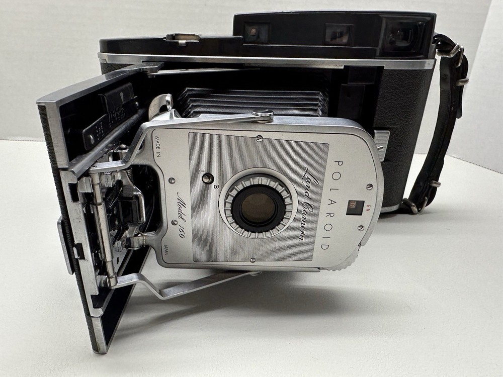 Vintage Polaroid Land Camera Model 160 Untested
