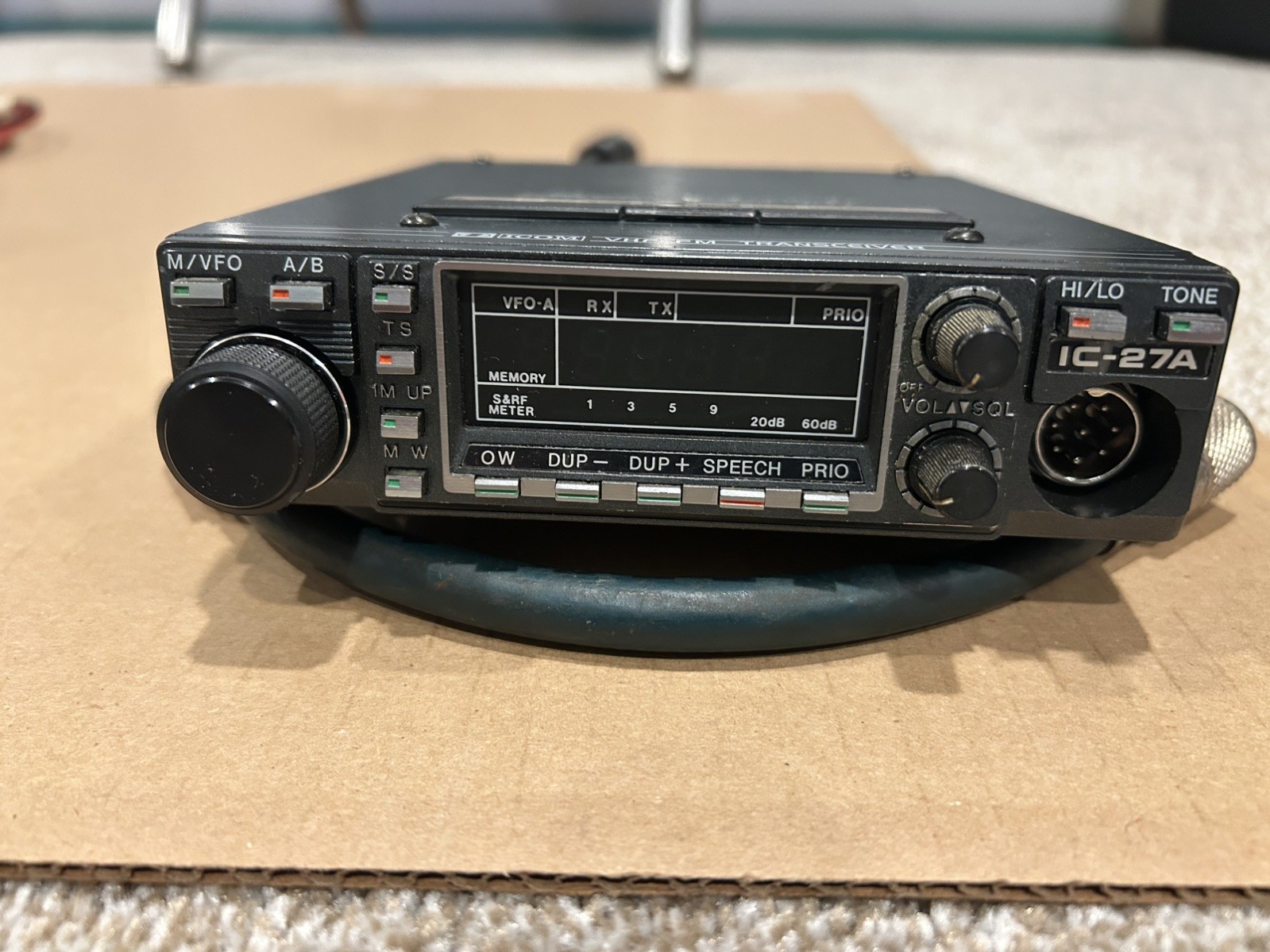ICOM IC-27A w/ HM-23 Mic and HEIL HMM Mic