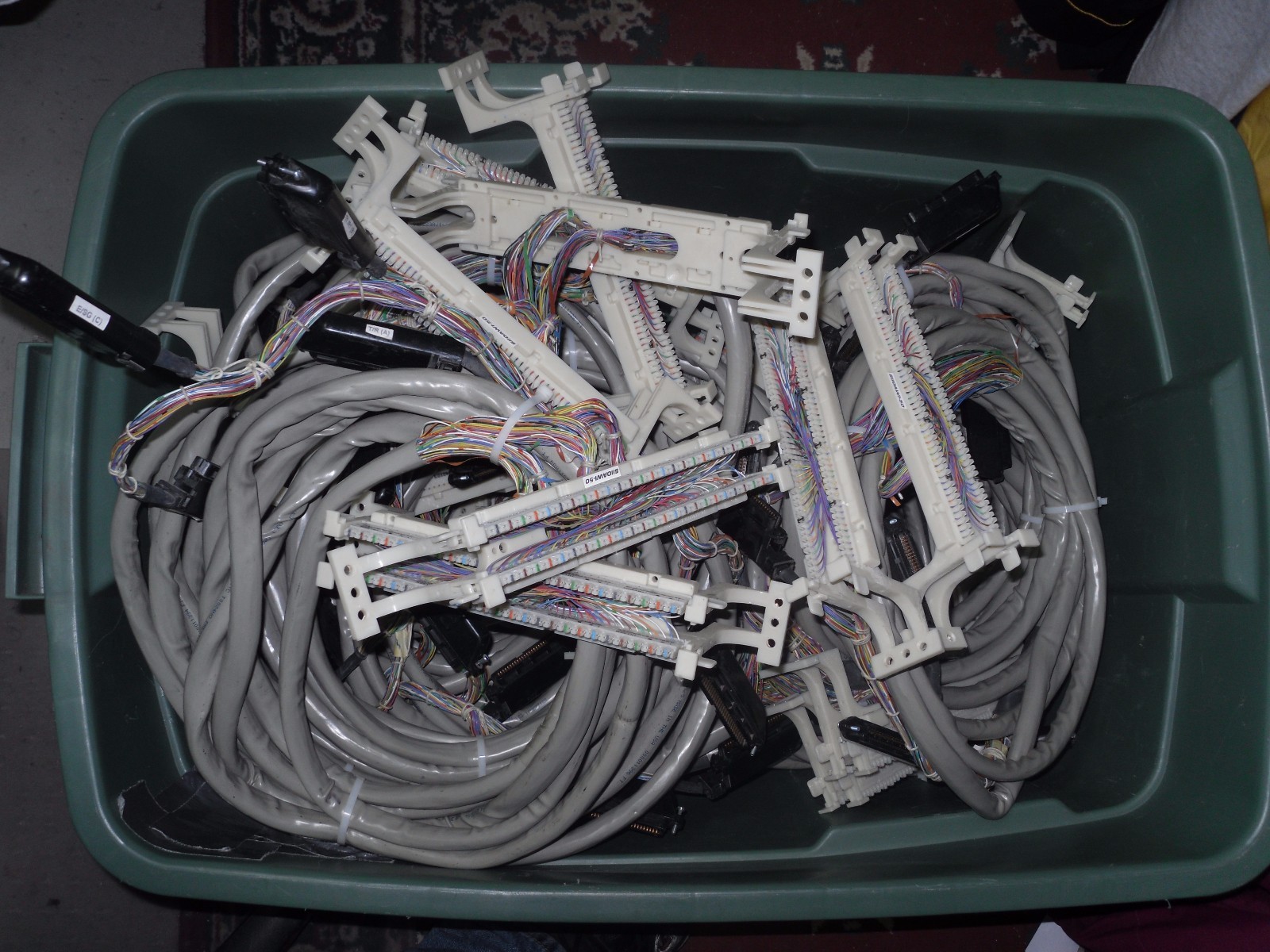 Adtran 3125000 Server Cables Used Gray 100/24 AWG T0024HO Prestolite 14003