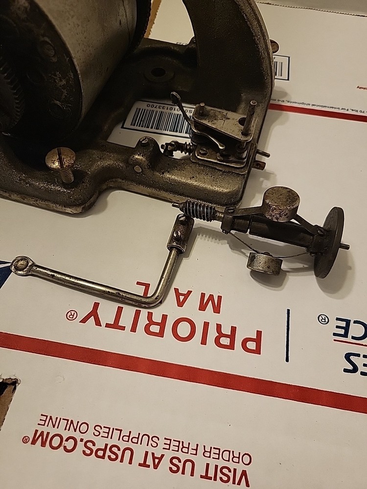 Victor Talking Macine Co. VV-210 VICTROLA Motor Untested