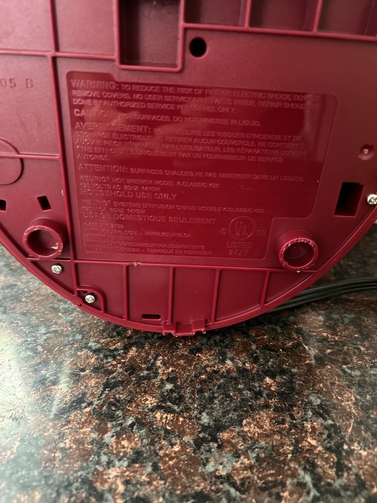 Keurig K-Classic K50 Single Serve Coffee Maker — Maroon — Tested & Working