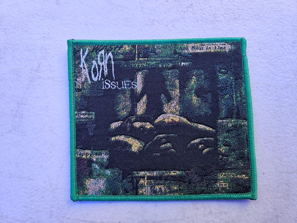 KORN, ISSUES, SEW ON GREEN BORDER WOVEN PATCH