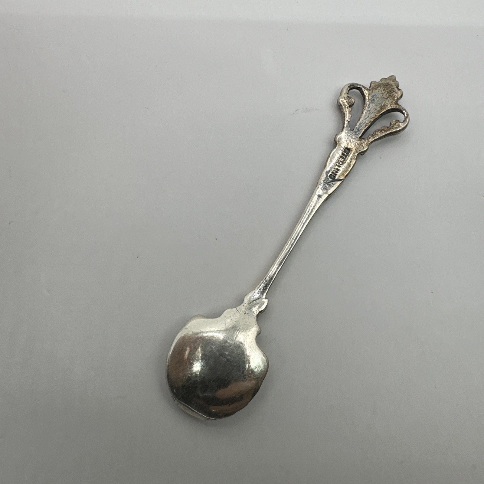 Sterling Silver Shell Bowl Salt Spoon Ornate Vintage