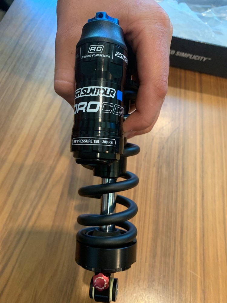 ST Suntour Voro Coil
