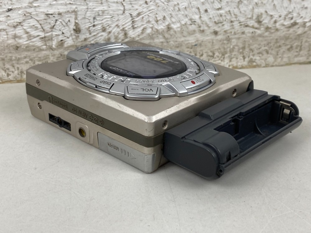Vintage Sharp MD-MS702-S Portable Mini Disc Recorder Playe