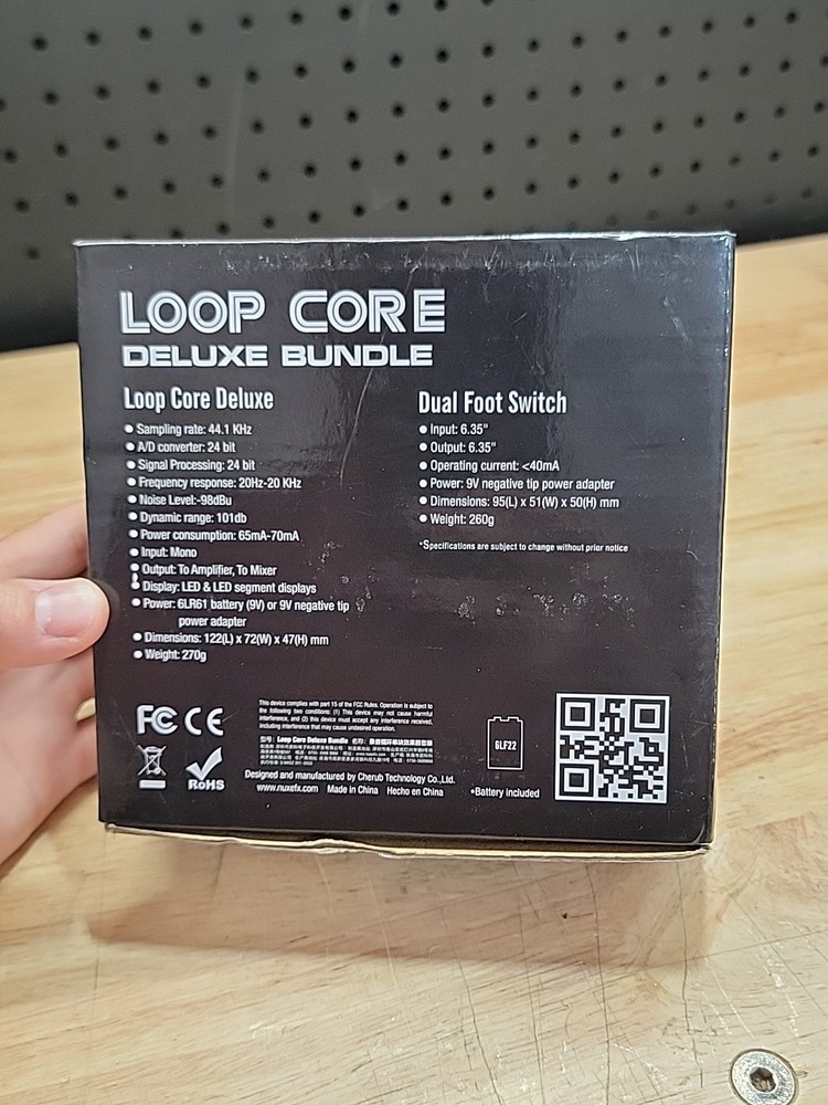 NUX Loop Core Deluxe Bundle includes Dual Foot switch 24 Bit BRAND NEW!