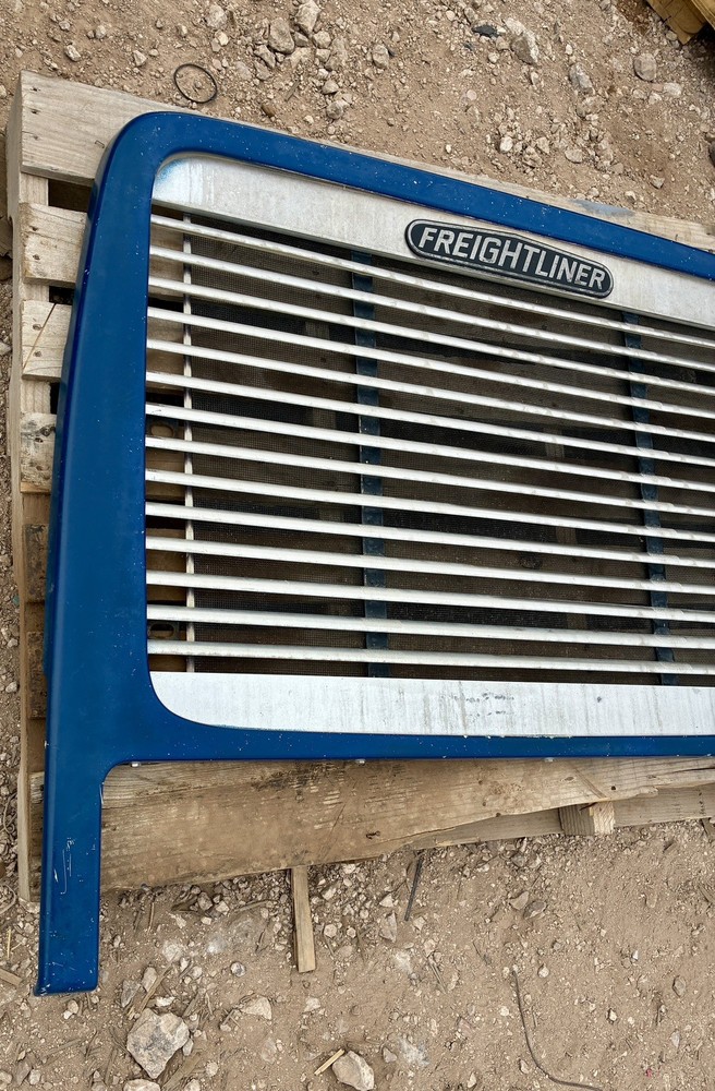 1978-1998 Freightliner FLA Cabover (COE) Front grille Panel