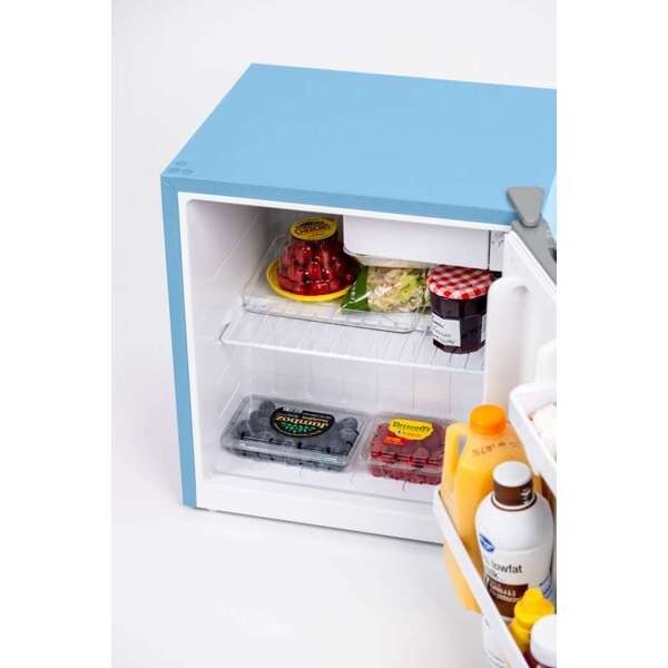 Frigidaire, 1.6 Cu. Ft. Compact Refrigerator, Blue