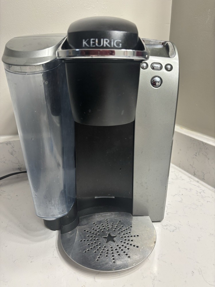 Keurig Platinum B70 Pod Coffee Machine Silver