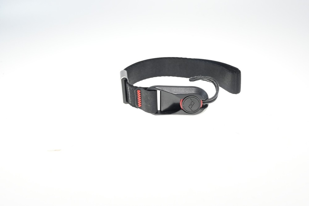 Peak Design Wrist Cuff Strap Black Red #G314