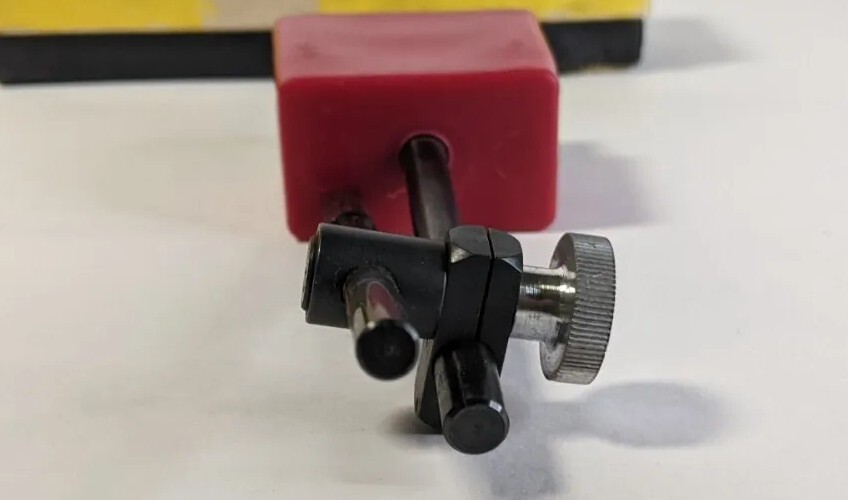 CENTRAL TOOL COMPANY MAGNETIC STAND UNIVERSAL TOOL POST BASE